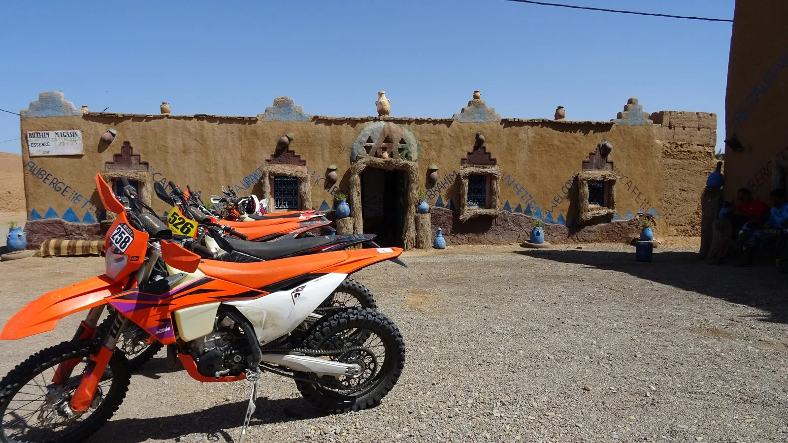 KTM 450 de alquiler preparada para hacer enduro en Marruecos